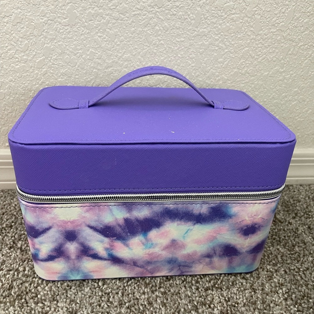Ulta Beauty makeup holder